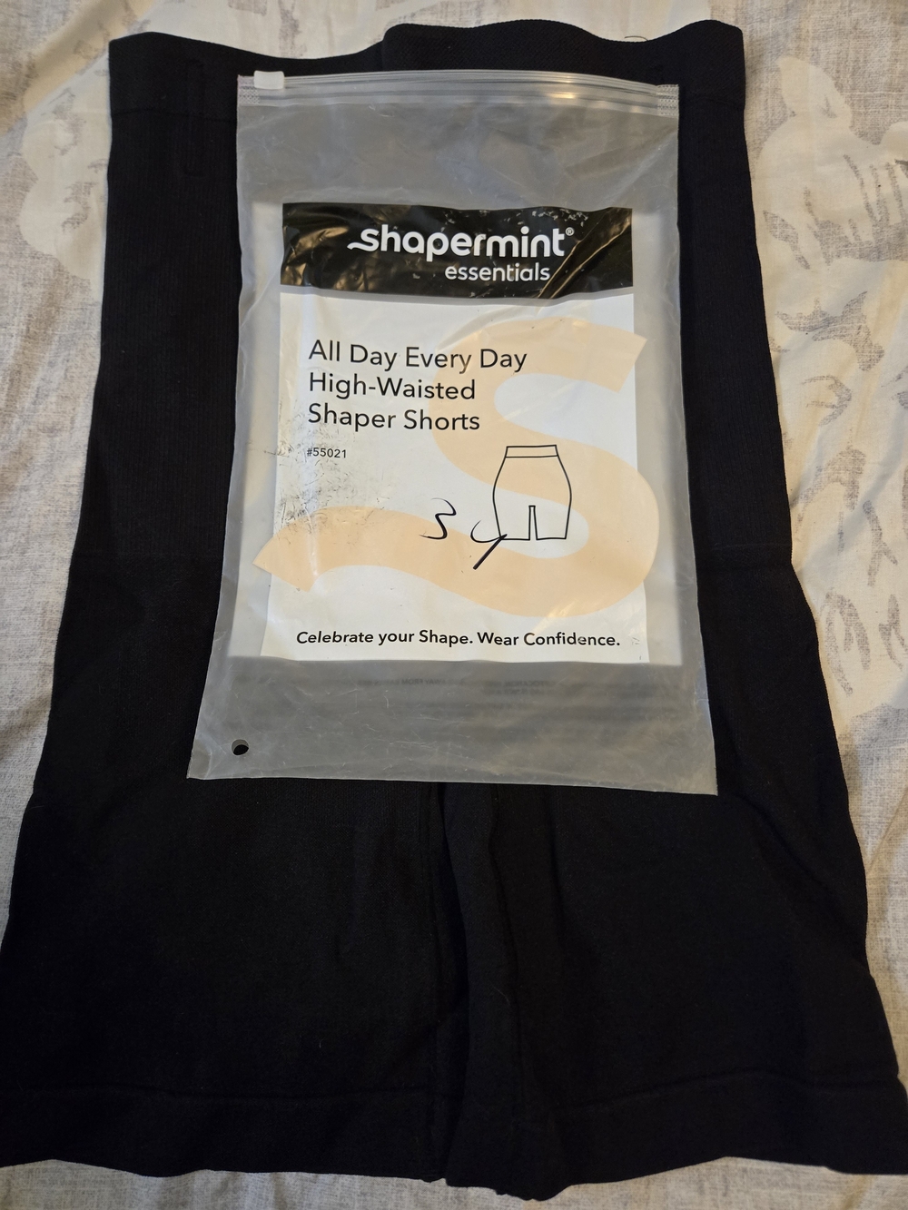 Shapermint Black High-Waisted Shaper Shorts M/L